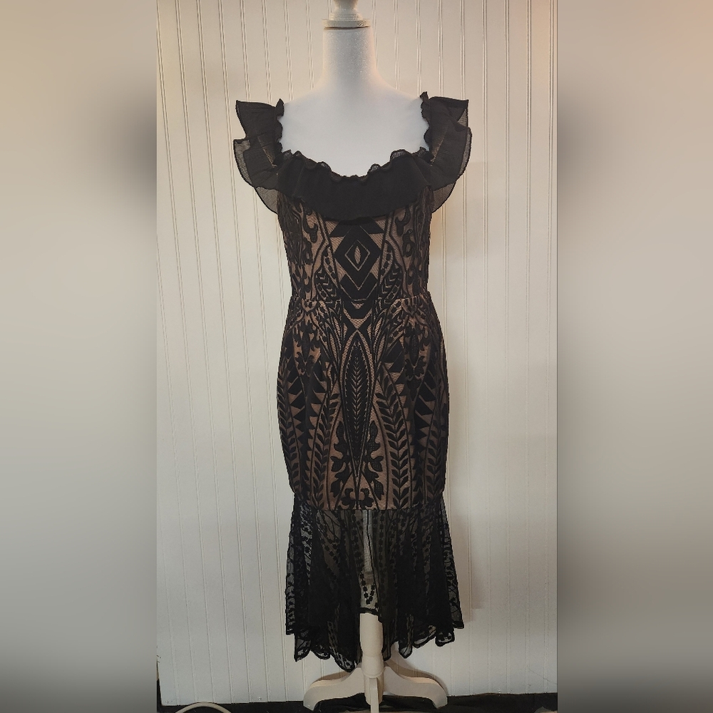 Boohoo Women's Black‎ Lace Ruffle Mermaid  Evening Gown Size 10 Whimsygoth Boho